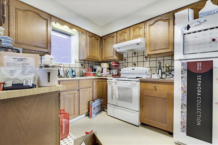 1280 E 27th Avenue Vancouver, BC - 6