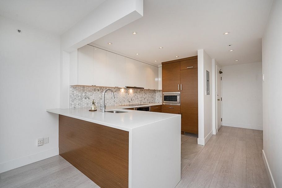 2001 930 Cambie Street Vancouver, BC - 18