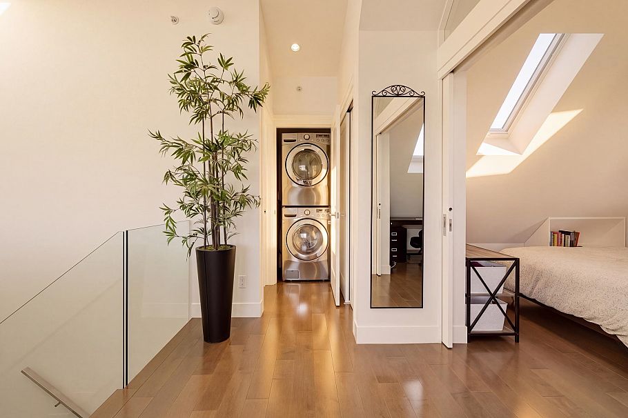 3328 W 7th Avenue Vancouver, BC - 27