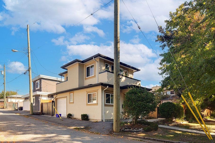 7495 Culloden Street Vancouver, BC - 31