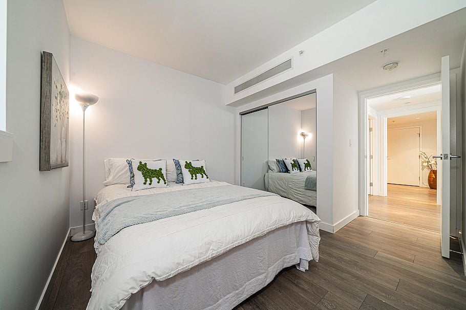 203 5782 Berton Avenue Vancouver, BC - 18