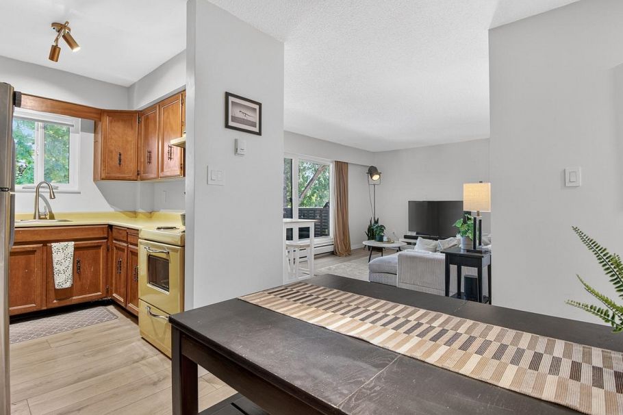 304 391 E 7th Avenue Vancouver, BC - 13