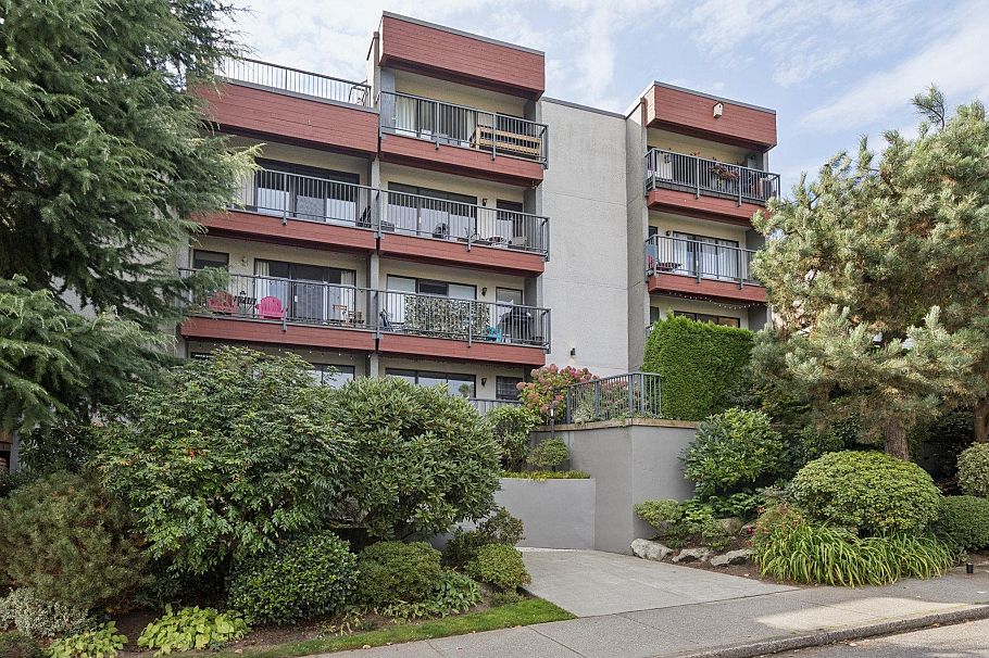 206 2120 W 2nd Avenue Vancouver, BC - 1