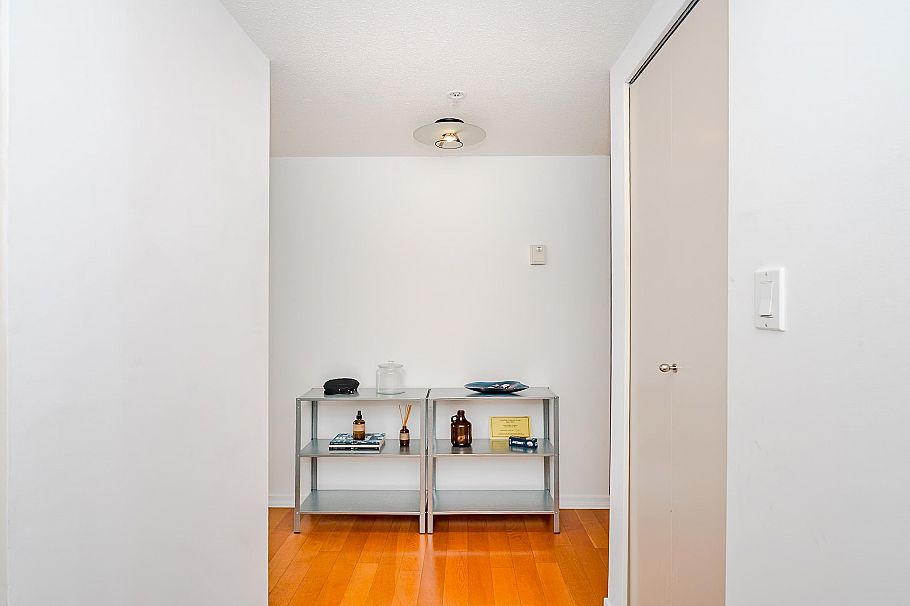 2601 1188 Howe Street Vancouver, BC - 16