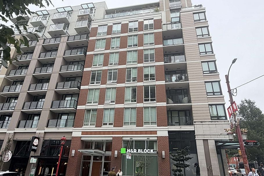 309 189 Keefer Street Vancouver, BC - 1