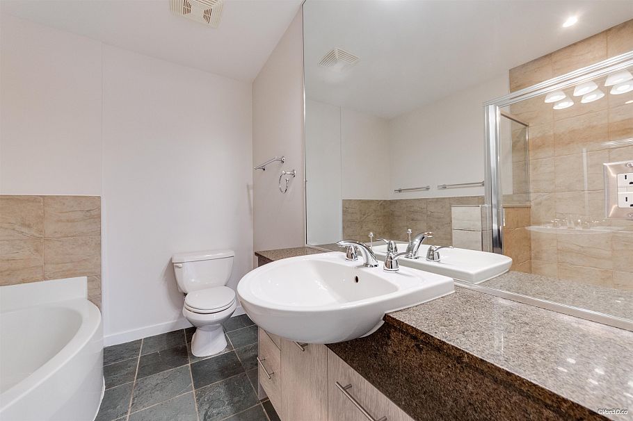 210 530 Raven Woods Drive North Vancouver, BC - 21