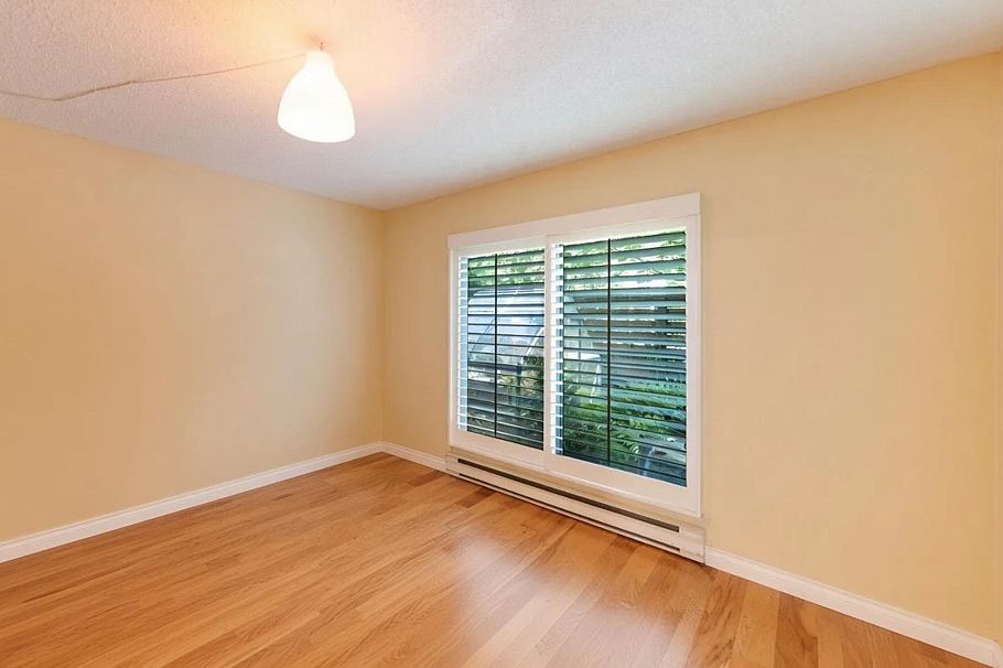 3319 Mountain Highway North Vancouver, BC - 5