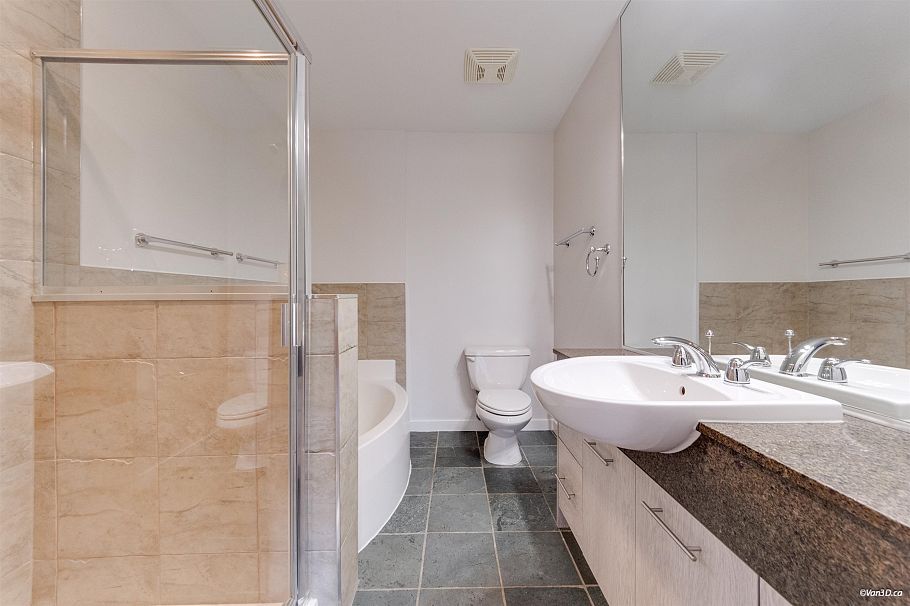 210 530 Raven Woods Drive North Vancouver, BC - 20