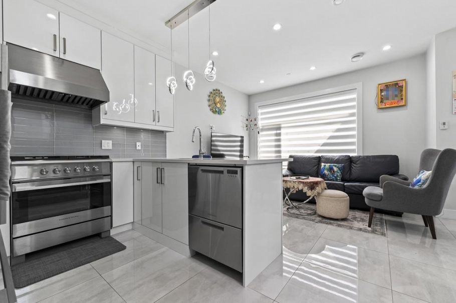6751 Knight Street Vancouver, BC - 10