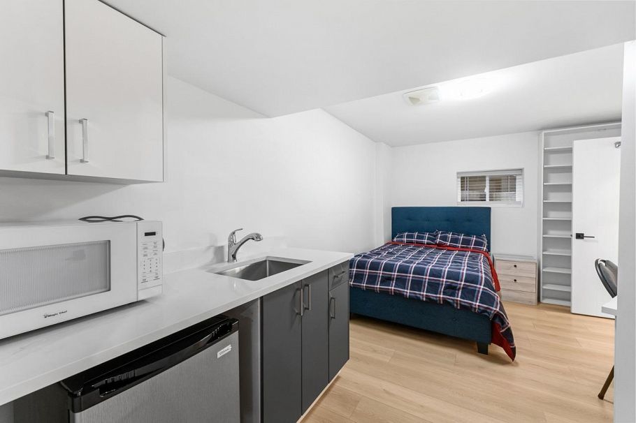 5670 Kullahun Drive Vancouver, BC - 20