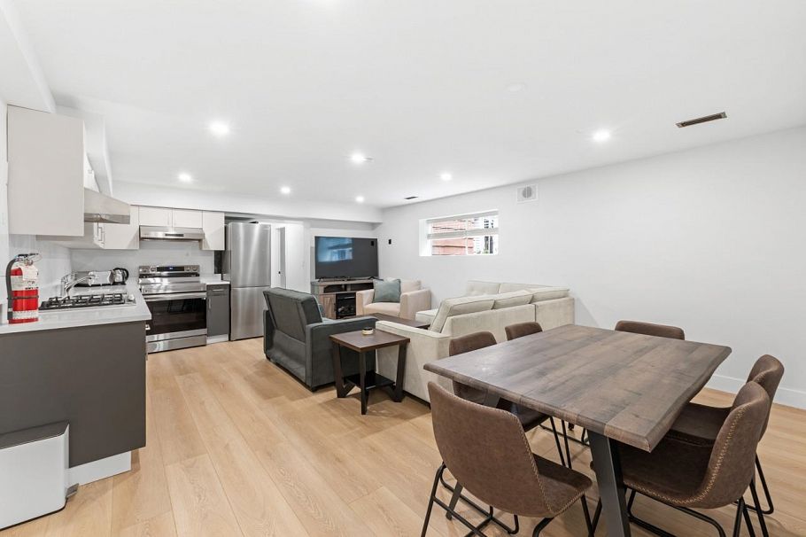 5670 Kullahun Drive Vancouver, BC - 19
