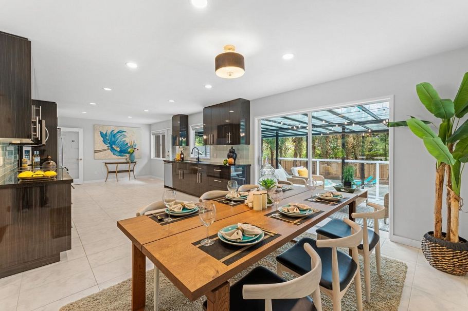 5670 Kullahun Drive Vancouver, BC - 1