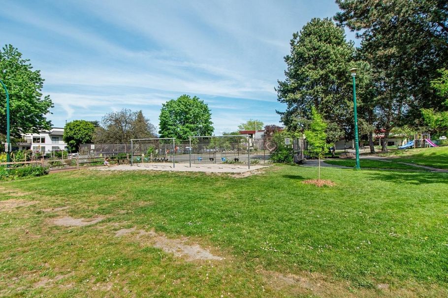 304 391 E 7th Avenue Vancouver, BC - 31