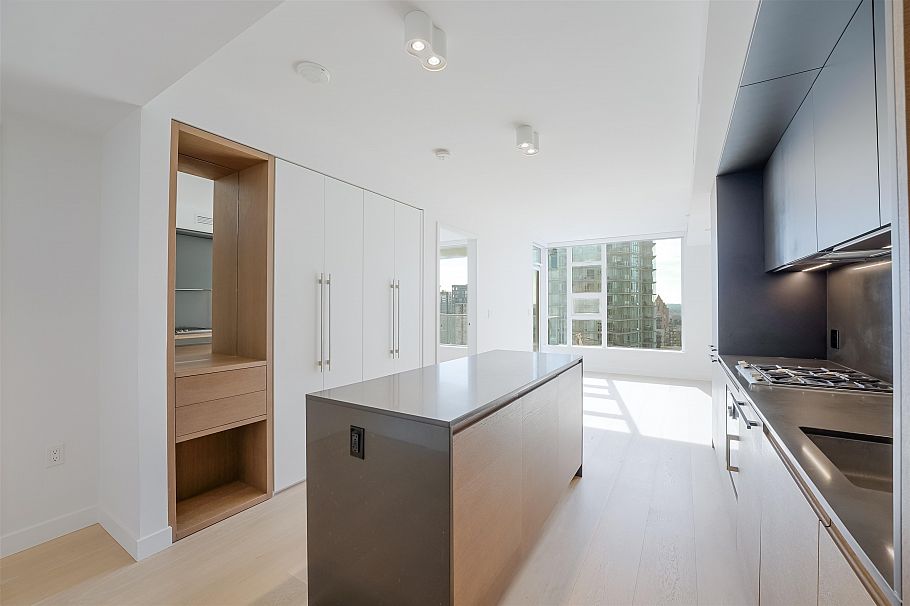 2710 1289 Hornby Street Vancouver, BC - 7