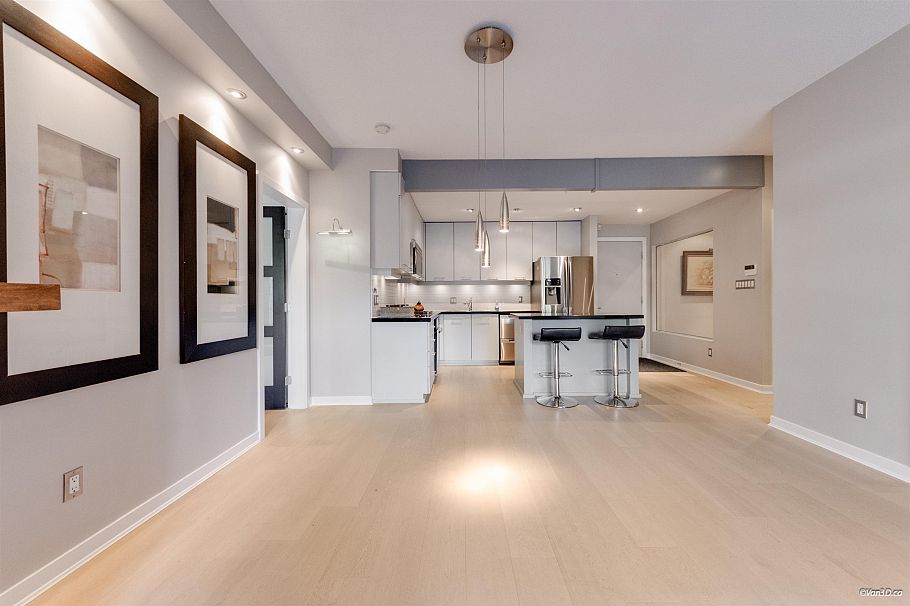 210 530 Raven Woods Drive North Vancouver, BC - 9