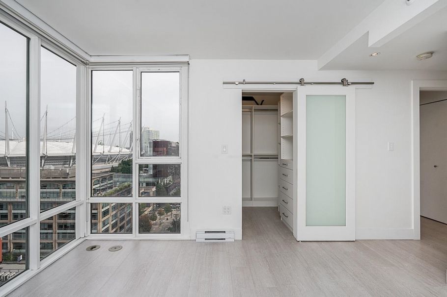 2001 930 Cambie Street Vancouver, BC - 24