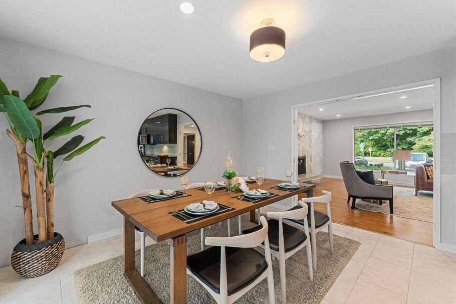 5670 Kullahun Drive Vancouver, BC - 2