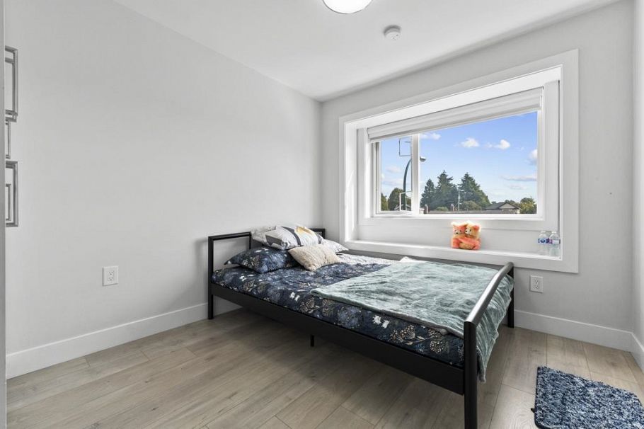 6751 Knight Street Vancouver, BC - 16