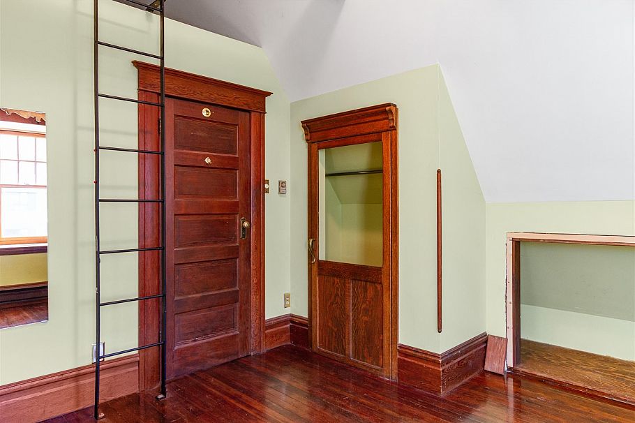 1663 Adanac Street Vancouver, BC - 19