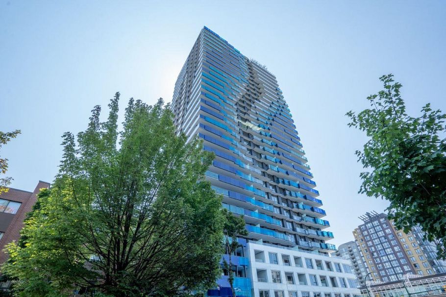2103 5058 Joyce Street Vancouver, BC - 1