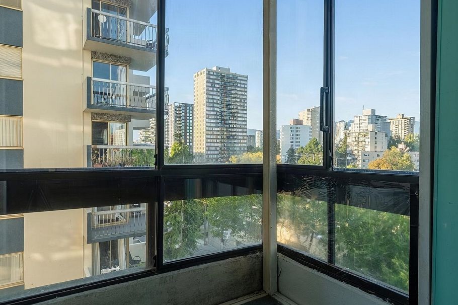 701 1165 Burnaby Street Vancouver, BC - 12