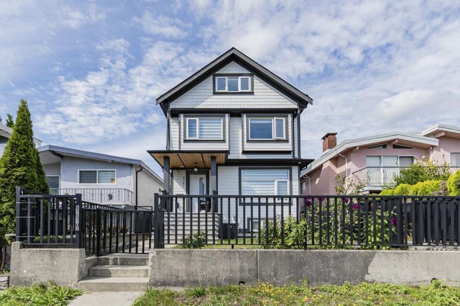 6751 Knight Street Vancouver, BC - 1