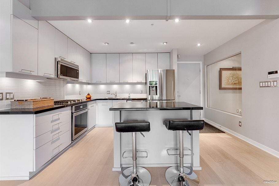 210 530 Raven Woods Drive North Vancouver, BC - 2