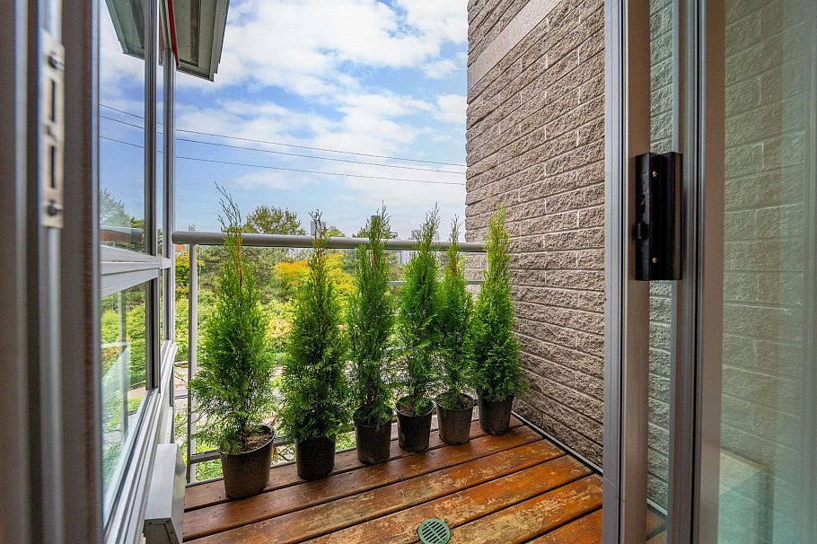 9 1250 W 6th Avenue Vancouver, BC - 8