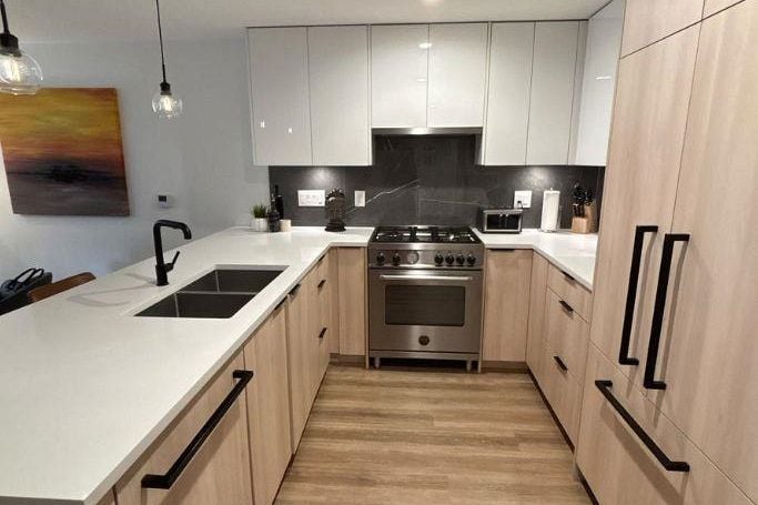 6 237 RIDGEWAY AVENUE, North Vancouver BC V7L 0H6 North Vancouver, BC - 2