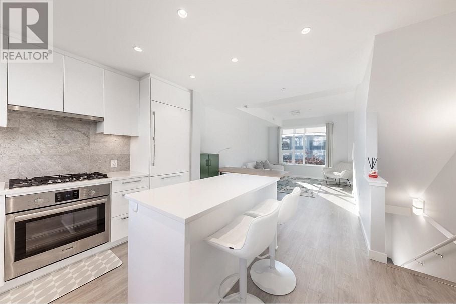 TH27 2728 ACADIA ROAD ROAD, Vancouver BC V6T 0E6 Vancouver, BC - 3