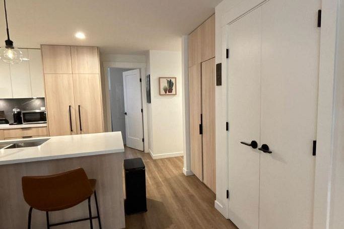 6 237 RIDGEWAY AVENUE, North Vancouver BC V7L 0H6 North Vancouver, BC - 7
