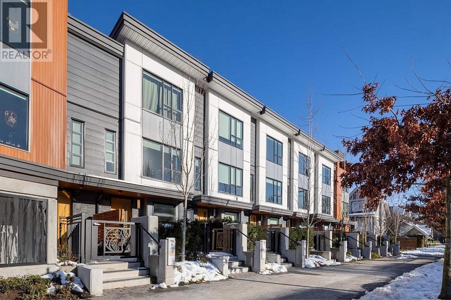 TH27 2728 ACADIA ROAD ROAD, Vancouver BC V6T 0E6 Vancouver, BC - 1