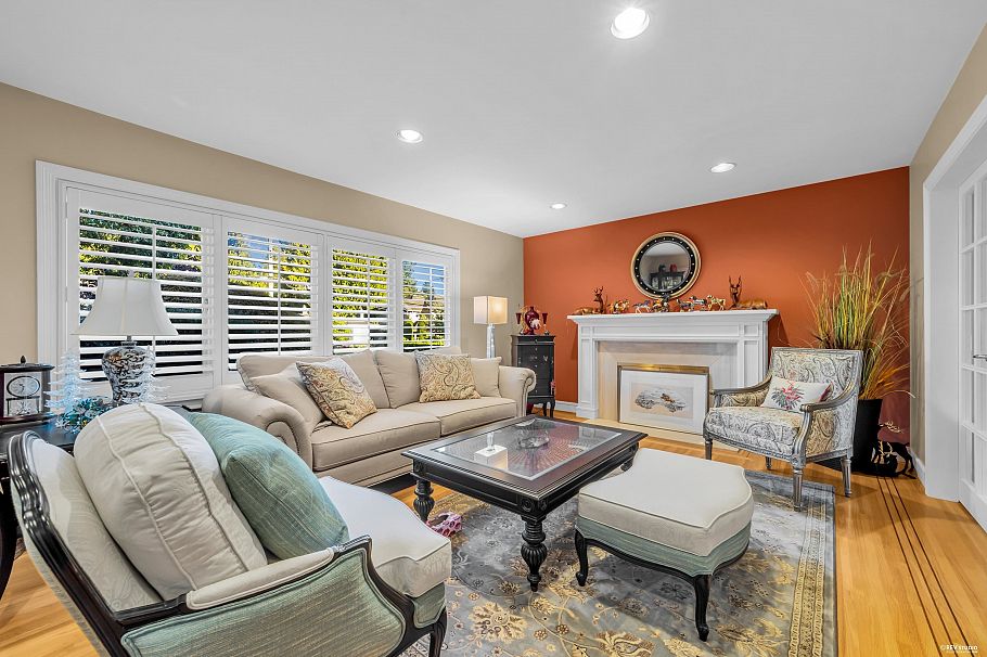 5819 Wallace Street Vancouver, BC - 3