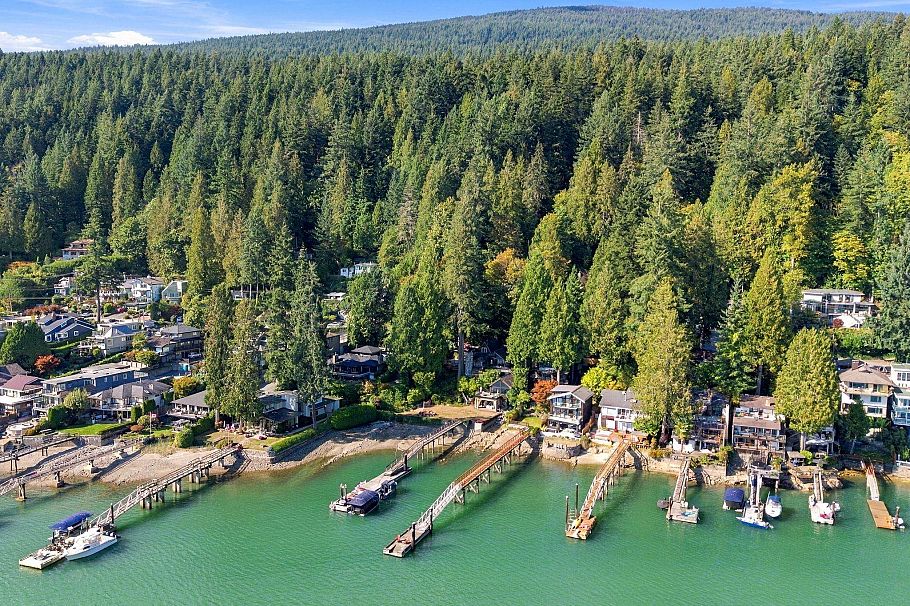 2787 Panorama Drive North Vancouver, BC - 36