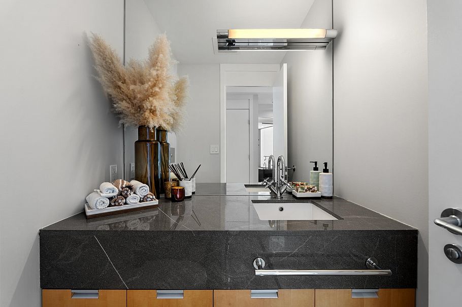 2605 1077 W Cordova Street Vancouver, BC - 30