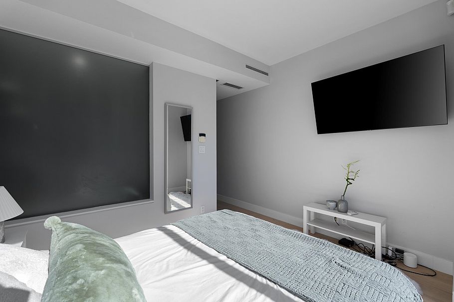 2605 1077 W Cordova Street Vancouver, BC - 26