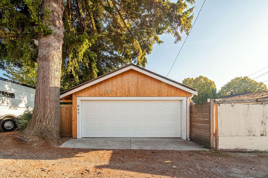647 Prior Street Vancouver, BC - 38