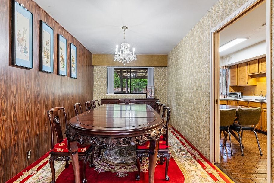 4590 Highland Boulevard North Vancouver, BC - 5
