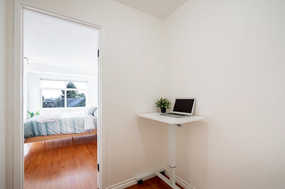 34 900 17th Street North Vancouver, BC - 24