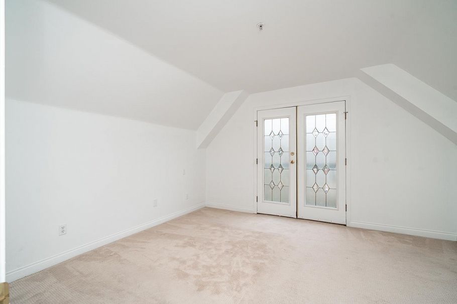 2948 Grant Street Vancouver, BC - 17