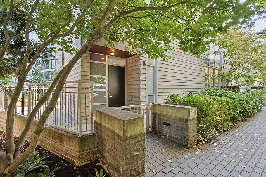 TH1 3355 Binning Road Vancouver, BC - 2