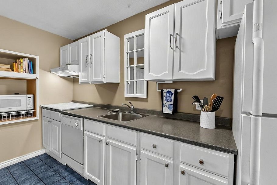 295 W 17th Avenue Vancouver, BC - 21