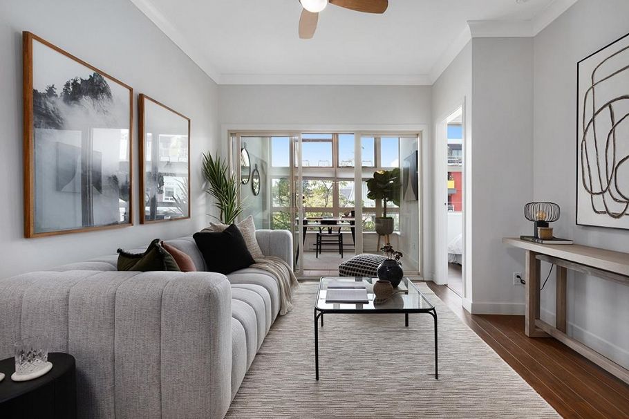 207 707 E 20th Avenue Vancouver, BC - 2
