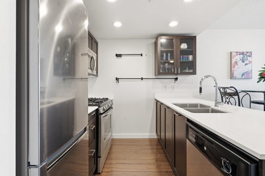 319 4818 Eldorado Mews Vancouver, BC - 3