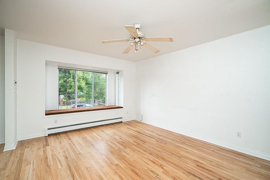 2948 Grant Street Vancouver, BC - 4