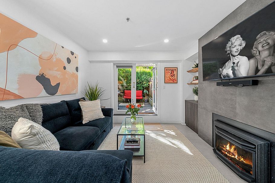 104 828 W 14th Avenue Vancouver, BC - 1