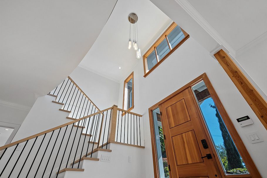4812 Skyline Drive North Vancouver, BC - 23