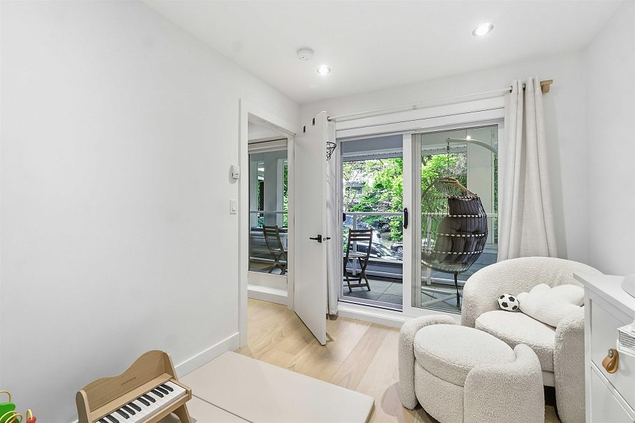 1533 E 5th Avenue Vancouver, BC - 22