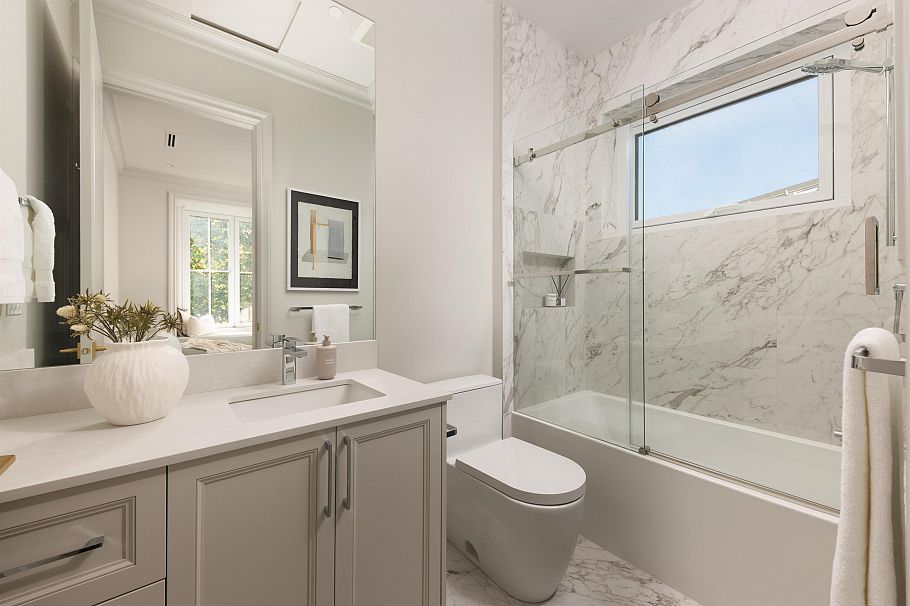 3579 W 19th Avenue Vancouver, BC - 26