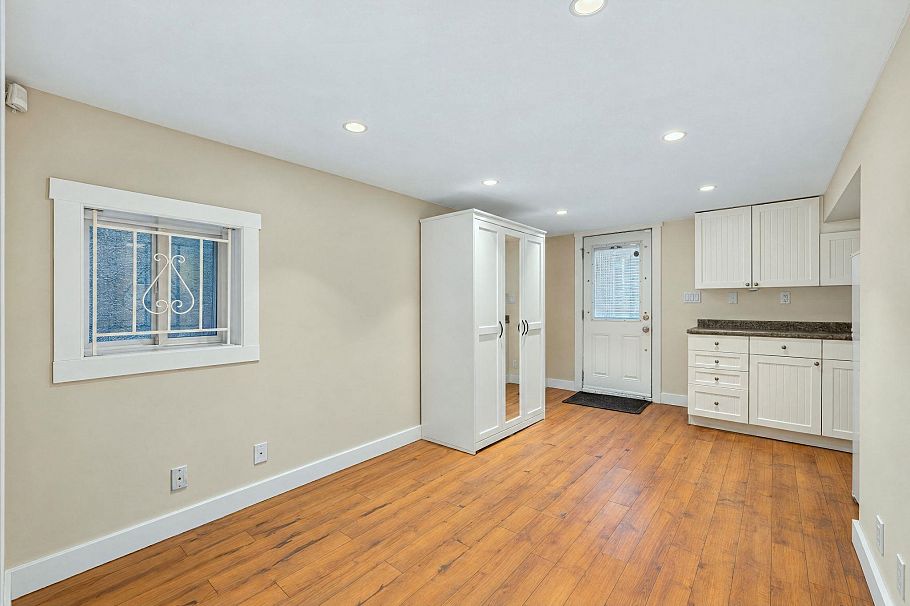 647 Prior Street Vancouver, BC - 32